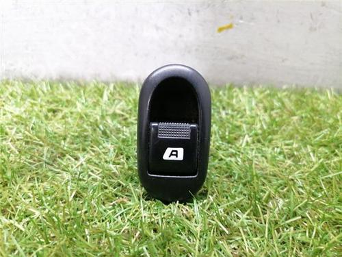 Used Left front window switch Left front window switch 36819712 36819712