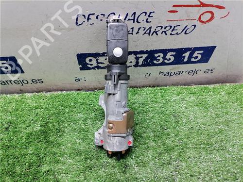 switch-vw-polo-iv-9n_-9a_-2001-2002-2003-2004-2005-2006-2007-2008-2009-2010-2011-2012-2013-2014-31898973 main image