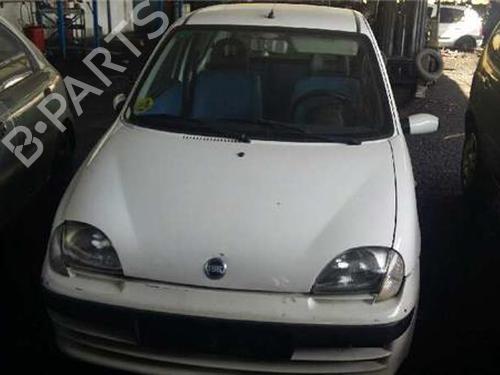 Brugte FIAT SEICENTO / 600 (187_) 1.1 (187AXB, 187AXB1A, 187AXC1A02) (54 hp) 4408109