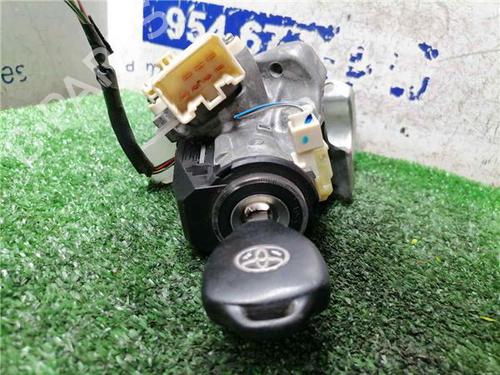 Switch TOYOTA AURIS (_E15_) 1.4 D-4D (NDE150_, NDE150R) | BP31899377I30