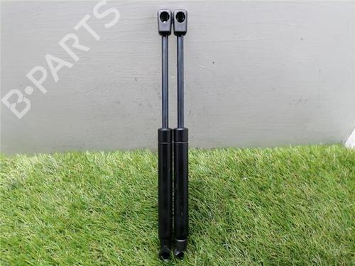 Used Tailgate lift support Tailgate lift support ALFA ROMEO 159 (939_) 2.4 JTDM (939AXD12, 939AXD1B) (200 hp) 33477935 33477935