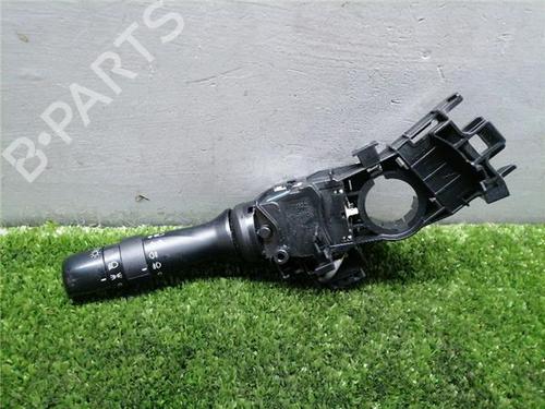 switch-toyota-prius-_w3_-2008-2009-2010-2011-2012-2013-2014-2015-2016-32633323 main image