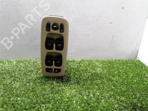 Used Left front window switch VOLVO V70 II (285) D5 (163 hp) 32004860