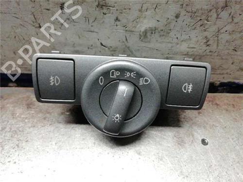 Commutateur VW PHAETON (3D1, 3D2, 3D3, 3D4, 3D6, 3D7, 3D8, 3D9) 5.0 V10 TDI 4motion (313 hp) 31896558