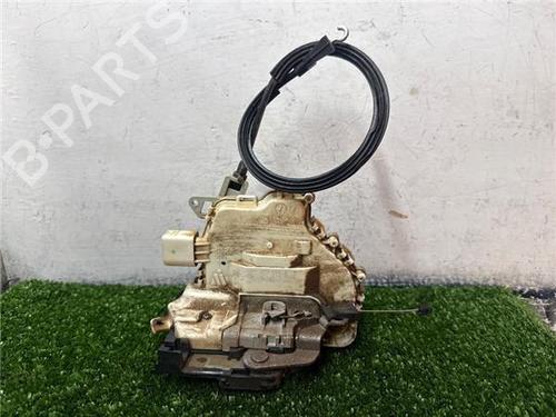 front-left-lock-seat-leon-1p1-2005-2006-2007-2008-2009-2010-2011-2012-2013-32690407 main image