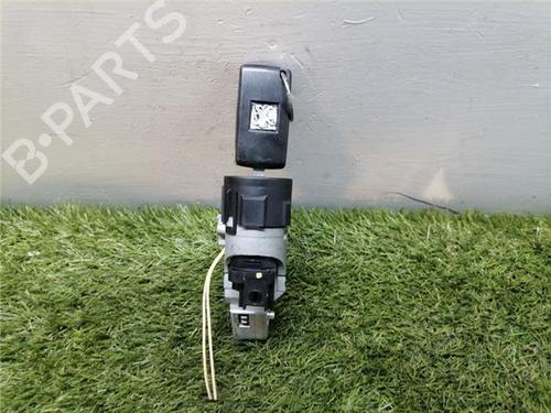 Used Switch Switch PEUGEOT 407 (6D_) 2.0 HDi 135 (6DRHRH, 6DRHRE, 6DRHRG, 6DRHRJ) (136 hp) 36053331 36053331