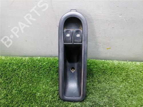 left-front-window-switch-renault-clio-iii-br01-cr01-2005-2006-2007-2008-2009-2010-2011-2012-2013-2014-36453002 main image