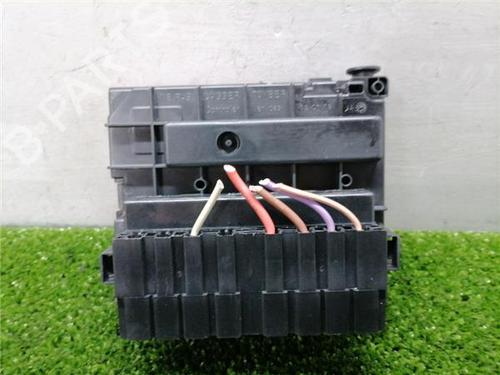 Fuse box CITROËN C4 Picasso I MPV (UD_) 1.6 HDi | BP32253742E1