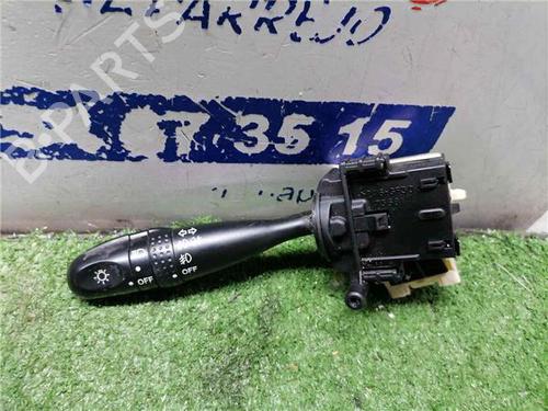 Used Switch TOYOTA YARIS (_P1_) 1.3 (SCP12_, SCP13_, SCP12R, SCP13R) (87 hp) 31899706