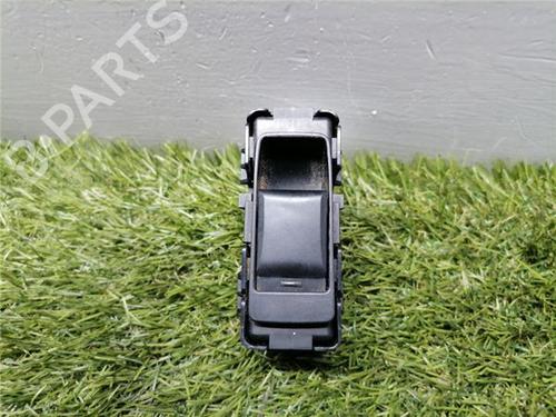 Used Left rear window switch Left rear window switch DODGE CALIBER 2.0 CRD (140 hp) 33477896 33477896