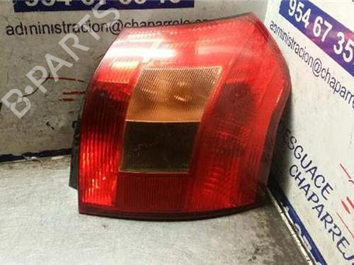 right-taillight-toyota-corolla-estate-_e12_-2001-2002-2003-2004-2005-2006-2007-2008-31891414 main image