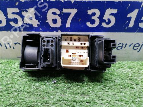 Mirror switch TOYOTA COROLLA (_E12_) 2.0 D-4D (CDE120R, CDE120L_) | BP31892443I25