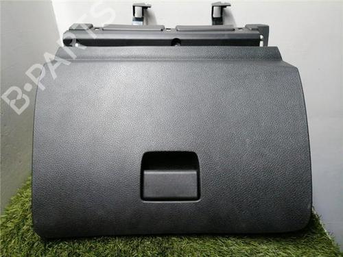 Used Glove box NISSAN PULSAR Hatchback (C13) 1.2 DIG-T (115 hp) 31900931
