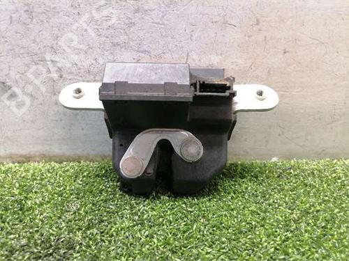 Used Tailgate lock Tailgate lock 39061062 39061062