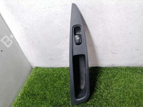 left-rear-window-switch-nissan-qashqai-ii-j11-j11_-2013-36770030 main image