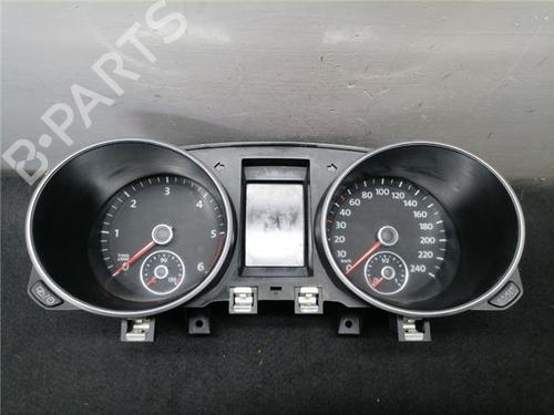Used Instrument cluster Instrument cluster VW GOLF VAN VI Variant (AJ5) 1.6 TDi (105 hp) 33477962 33477962