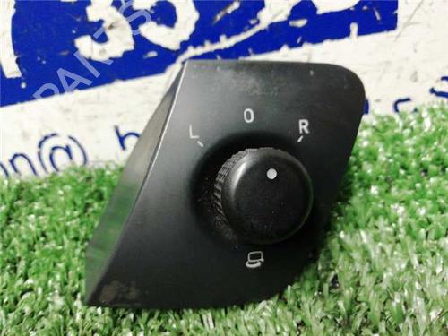 Commande retroviseurs SEAT IBIZA IV SC (6J1, 6P5) 1.4 (85 hp) 31891862