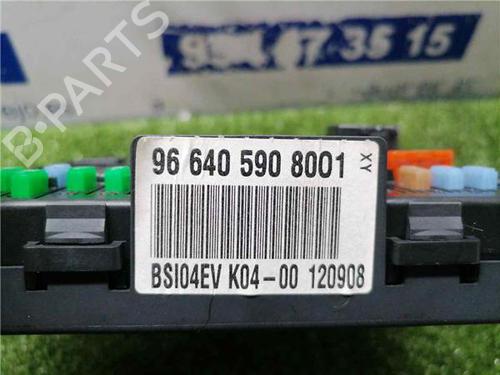 Fuse box PEUGEOT 308 I (4A_, 4C_) 1.6 16V | BP31890618E1