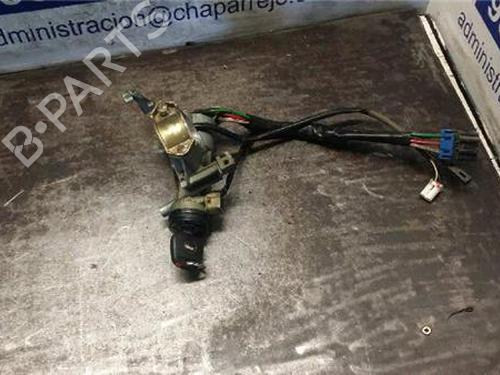 Used Switch KIA RIO I Saloon (DC_) 1.5 16V (98 hp) 31894697