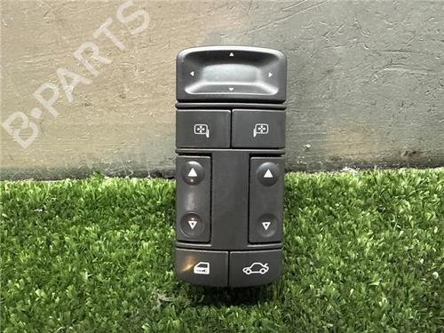 Used Left front window switch OPEL VECTRA C (Z02) 1.9 CDTI (F69) (120 hp) 31935438