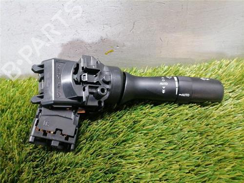 Interruttore Interruttore TOYOTA AVENSIS Saloon (_T27_) 2.0 D-4D (ADT270_, ADT270R) (126 hp) 33248725 33248725