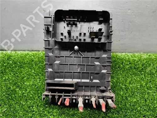 Fuse box SEAT LEON (1P1) 1.9 TDI | BP33415781E1 - Image 3