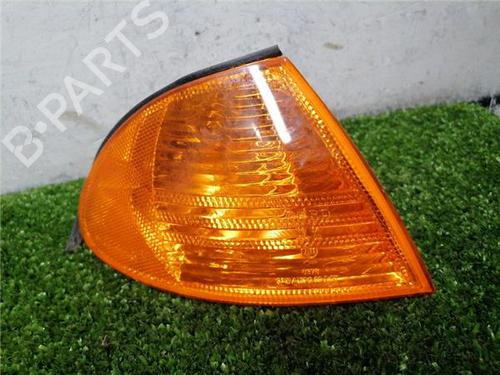 Used Right front indicator Right front indicator 36819747 36819747