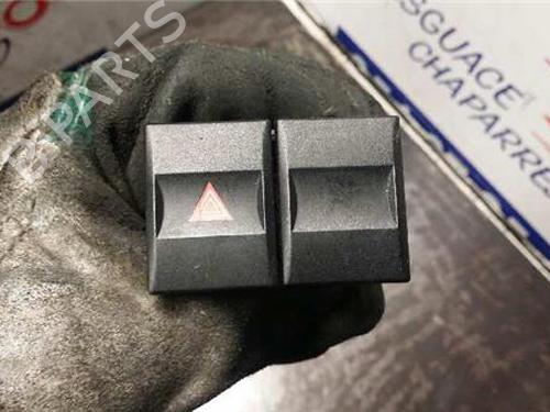 Used Warning switch FORD MONDEO III (B5Y) 2.0 16V TDDi / TDCi (115 hp) 31895030