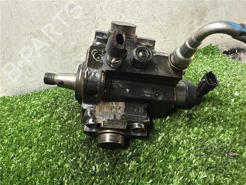 Pompe à injection FIAT FREEMONT (345_) 2.0 JTD (140 hp) 31901815