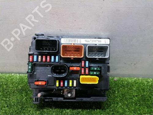 Used Fuse box Fuse box PEUGEOT 207 (WA_, WC_) 1.4 HDi (68 hp) 34609288 34609288