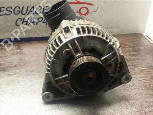 Alternatore AUDI A6 C4 Avant (4A5) 2.6 (150 hp) 31889160