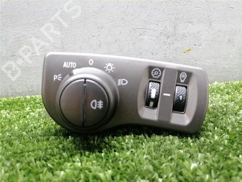 Used Switch Switch LANCIA THESIS (841_) 2.4 (841AXB1B00) (170 hp) 34609186 34609186