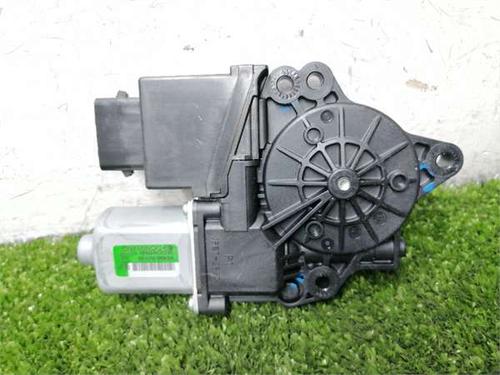 Used Left front window motor Left front window motor KIA CEE'D (JD) 1.6 CRDi 110 (110 hp) 36053503 36053503