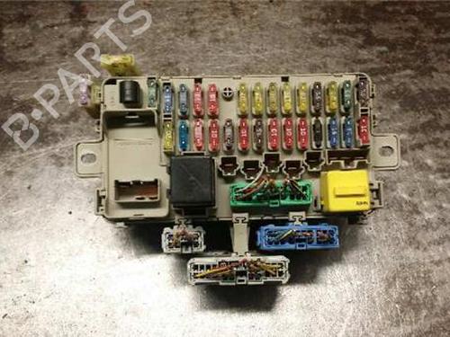 fuse-box-rover-45-i-hatchback-rt-2000-2001-2002-2003-2004-2005-31889123 main image
