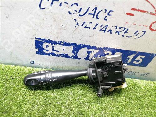 Interruttore TOYOTA COROLLA (_E12_) 2.0 D-4D (CDE120R, CDE120L_) (116 hp) 31900082