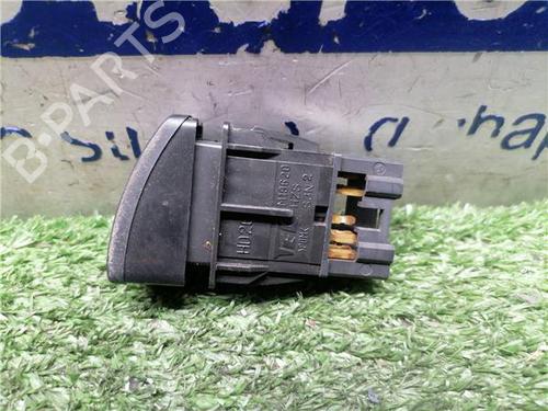 Warning switch HONDA CIVIC VII Coupe (EM2) 1.7 i VTEC (EM2) | BP31898104I22