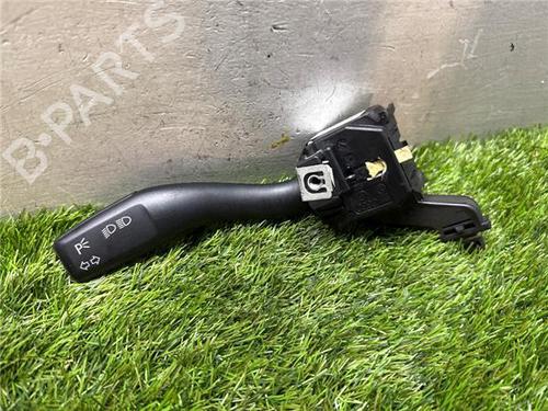 Used Switch AUDI A3 Sportback (8PA) 1.6 FSI (115 hp) 31911513