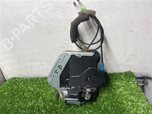 Used Rear right lock Rear right lock LEXUS IS II (_E2_) 220d (ALE20) (177 hp) 33248848 33248848