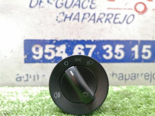 switch-vw-polo-iv-9n_-9a_-2001-2002-2003-2004-2005-2006-2007-2008-2009-2010-2011-2012-2013-2014-31898218 main image