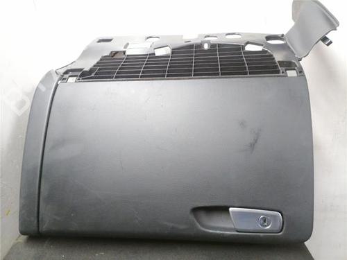 Boîte à gants AUDI A4 B8 (8K2) 2.0 TDI (143 hp) 31911252