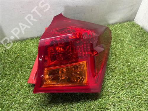 Used Right taillight TOYOTA AURIS (_E18_) 1.6 (ZRE181_, ZRE185_, ZRE185R, ZRE181R) (132 hp) 32690274