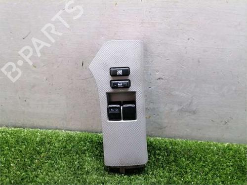 Used Left front window switch Left front window switch TOYOTA YARIS (_P9_) 1.4 D-4D (NLP90_, NLP90R) (90 hp) 36053516 36053516