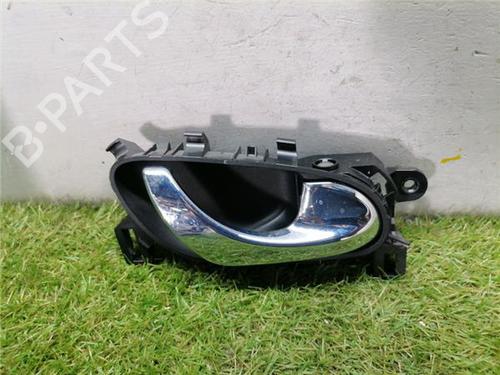 Used Front right interior door handle NISSAN QASHQAI II (J11, J11_) 1.2 DIG-T (115 hp) 31901359