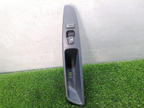 Used Right front window switch VOLVO S40 I (644) 1.9 DI (115 hp) 32690530