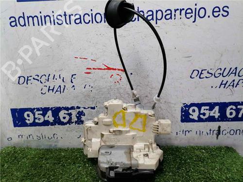 Serrure avant droite SEAT EXEO (3R2) 2.0 TDI (143 hp) 31900505