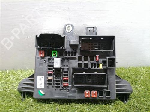 Used Fuse box OPEL INSIGNIA A Sports Tourer (G09) 2.0 CDTI (35) (131 hp) 31890744