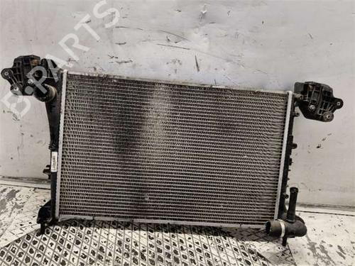 Used Water radiator Water radiator 38181854 38181854