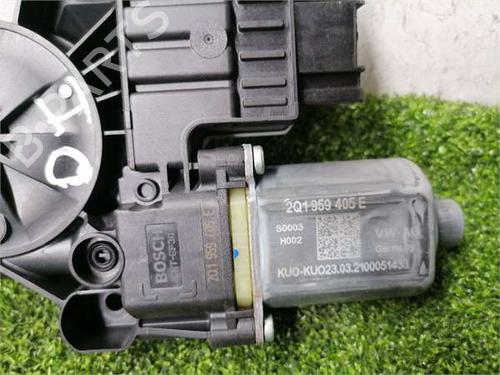 Left front window motor SEAT IBIZA V (KJ1, KJG) 1.0 TSI | BP38547819E21 - Image 3