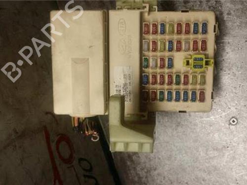 fuse-box-hyundai-sonata-v-nf-2004-2005-2006-2007-2008-2009-2010-2011-2012-2013-2014-31889295 main image