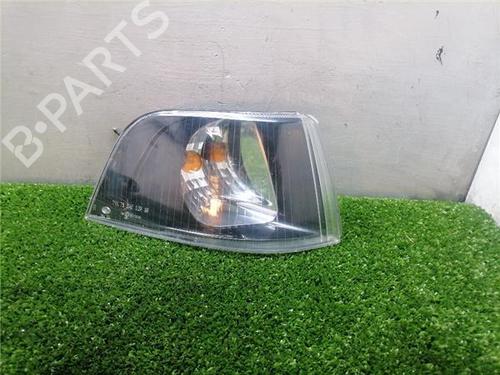 Clignotant avant droit Clignotant avant droit VOLVO S40 I (644) 1.6 (109 hp) 35997877 35997877